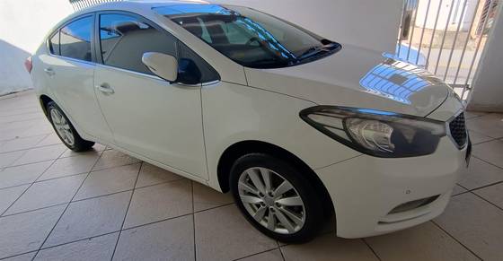 KIA CERATO 1.6 SX 16V FLEX 4P AUTOMÁTICO